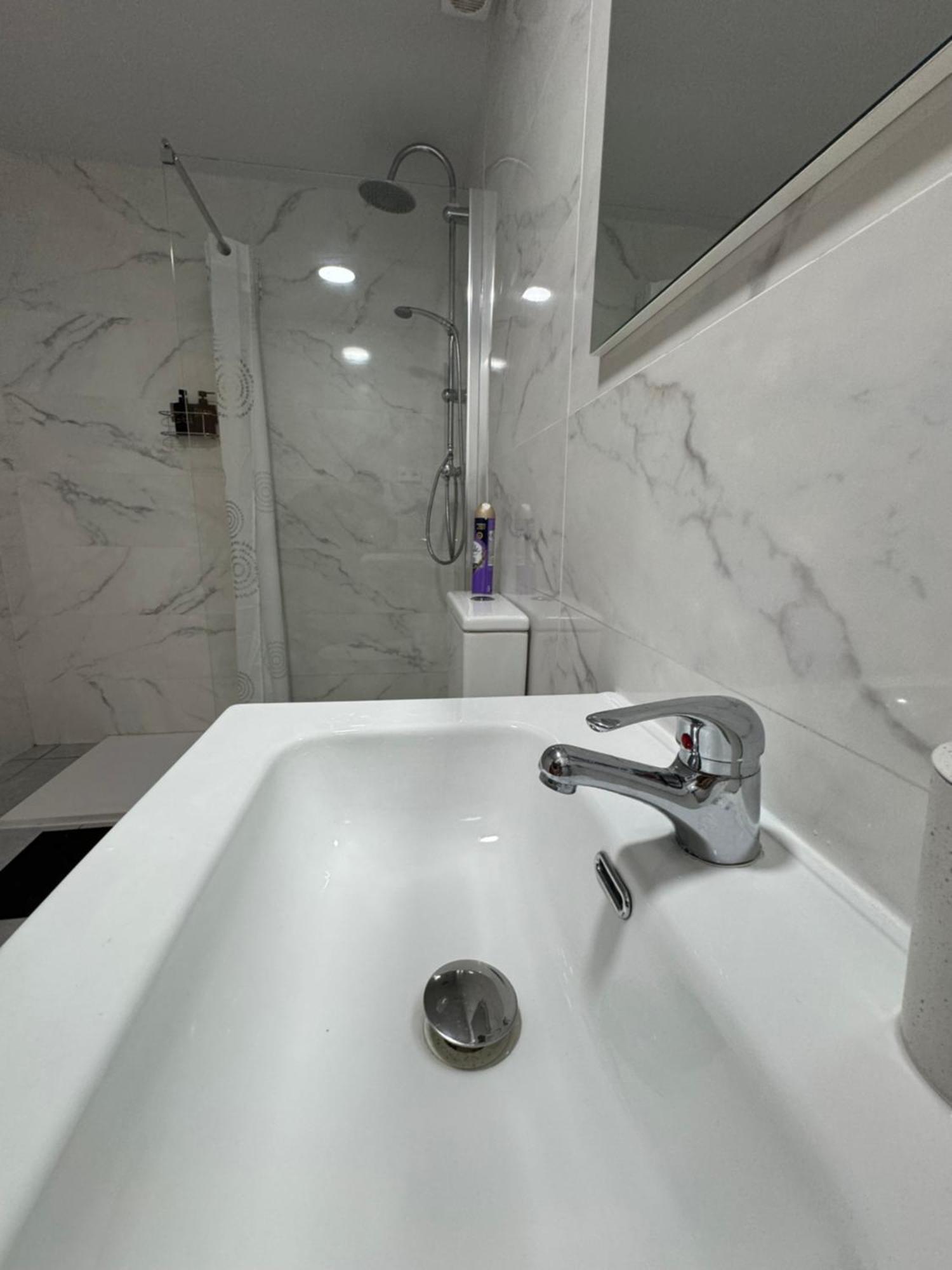 Habitacion Para Tu Estadia Corta En Bcn Lejlighed Barcelona Eksteriør billede